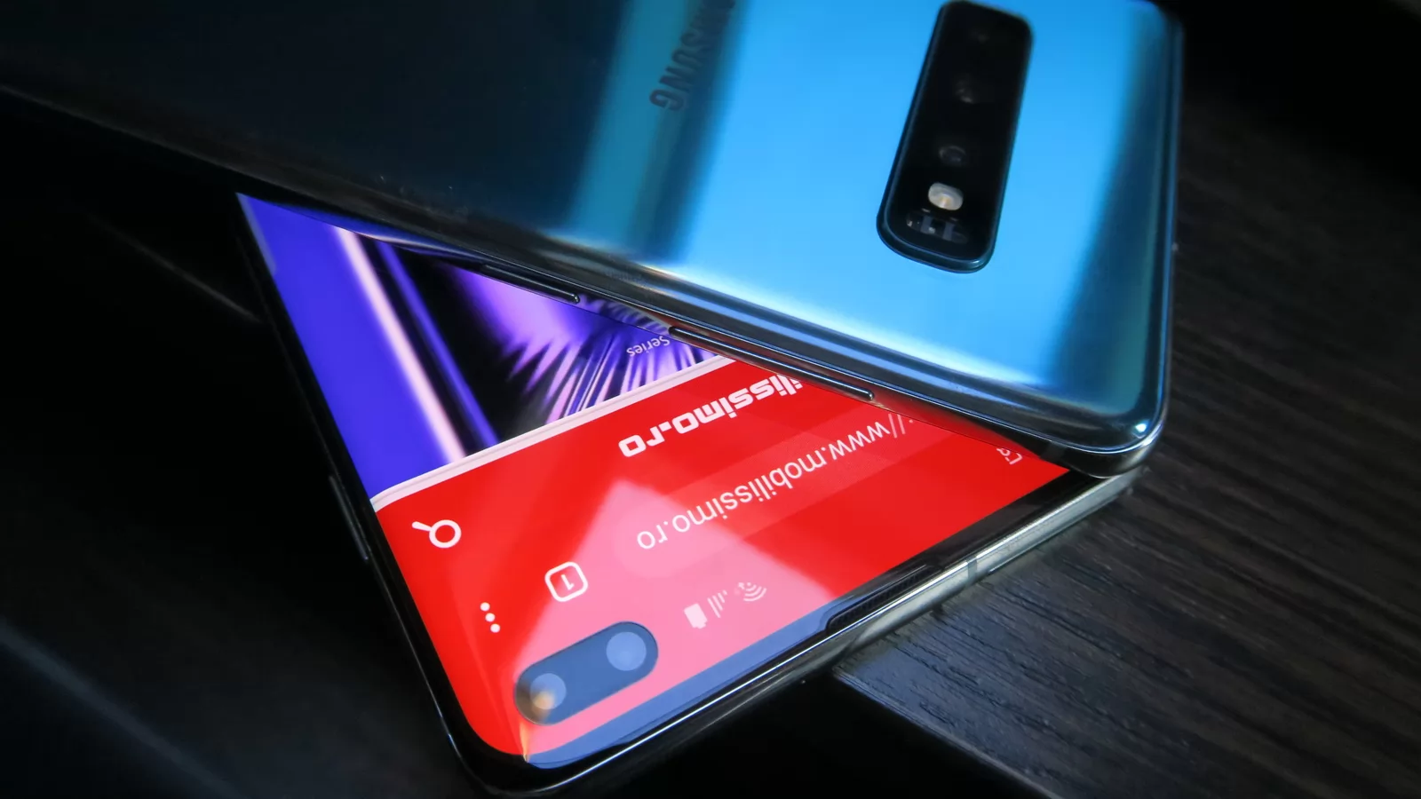 Samsung Galaxy S10 începe să primească Android 10 în tot mai multe ţări; Iată despre ce zone e vorba
