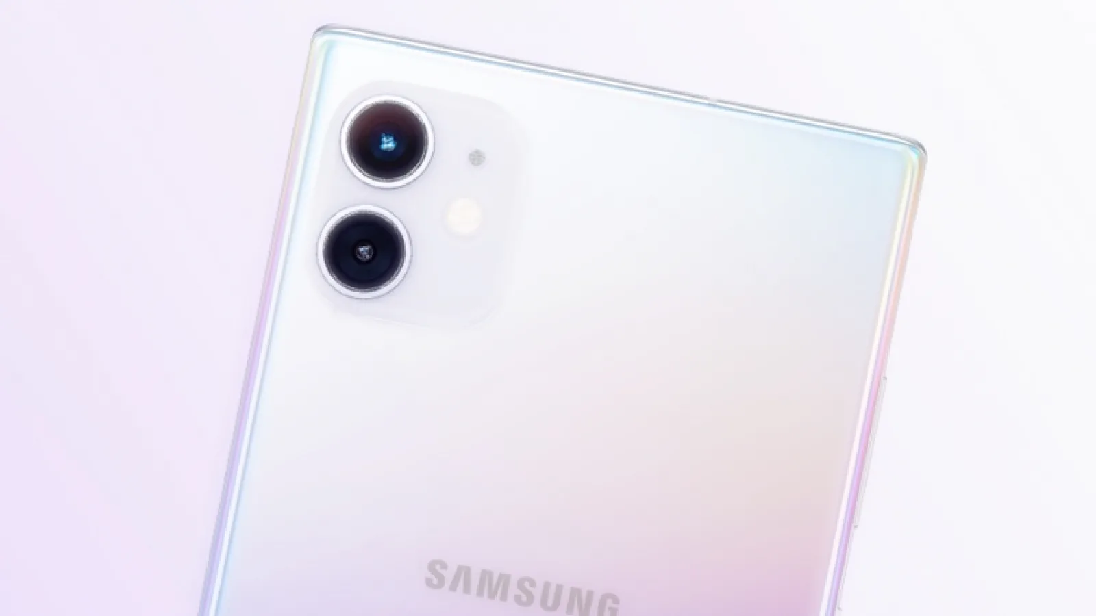 Samsung ar putea aduce o cameră pătrată à la iPhone 11 pe phablet-ul Galaxy Note 10 Lite
