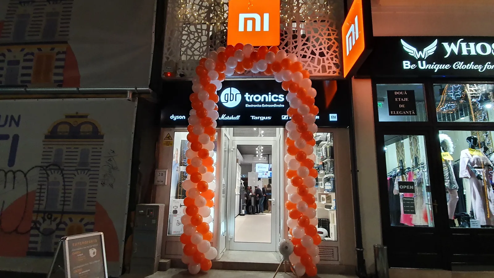 GBR Tronics deschide prima franciză Xiaomi din România: 3 etaje de "bunătăţi" pentru iubitorii de gadgeturi, un etaj Xiaomi cu noutăţi