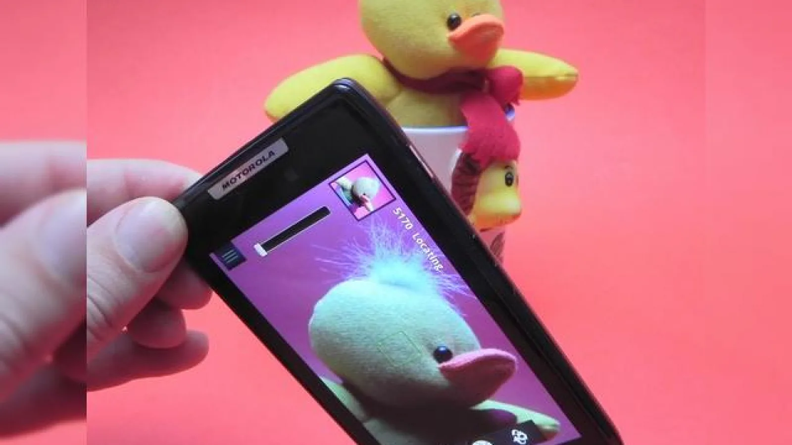 Motorola Droid RAZR primește o actualizare software care Îmbunătățește camera și alte functii