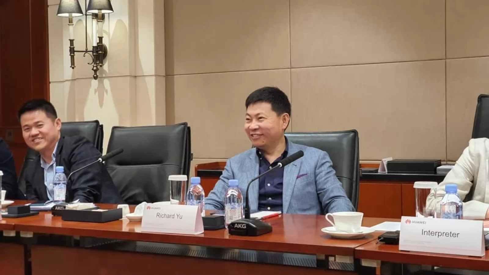 Huawei P40 va debuta la finalul lunii martie din 2020; Debutul are loc la Paris şi vine cu Huawei Mobile Services la bord