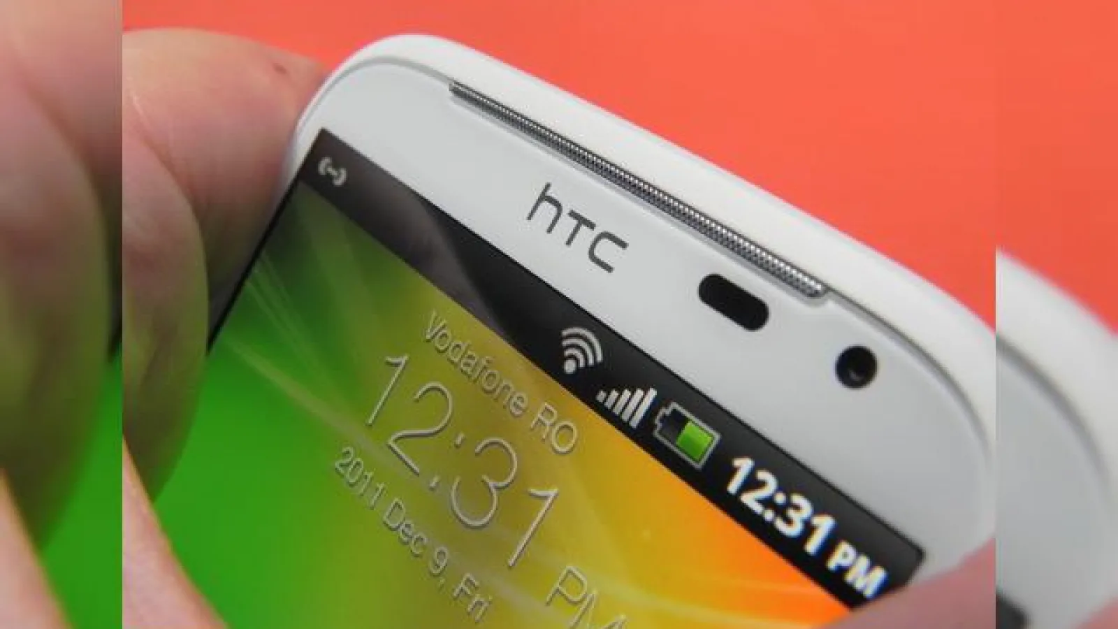 Crăciun nefericit pentru HTC: profiturile În picaj cu un sfert În trimestrul 4 2011