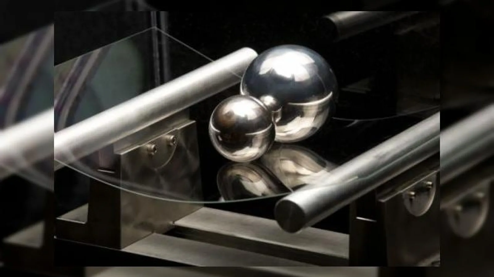 Telefoane și mai rezistente - Gorilla Glass 2 prezentat la CES 2012