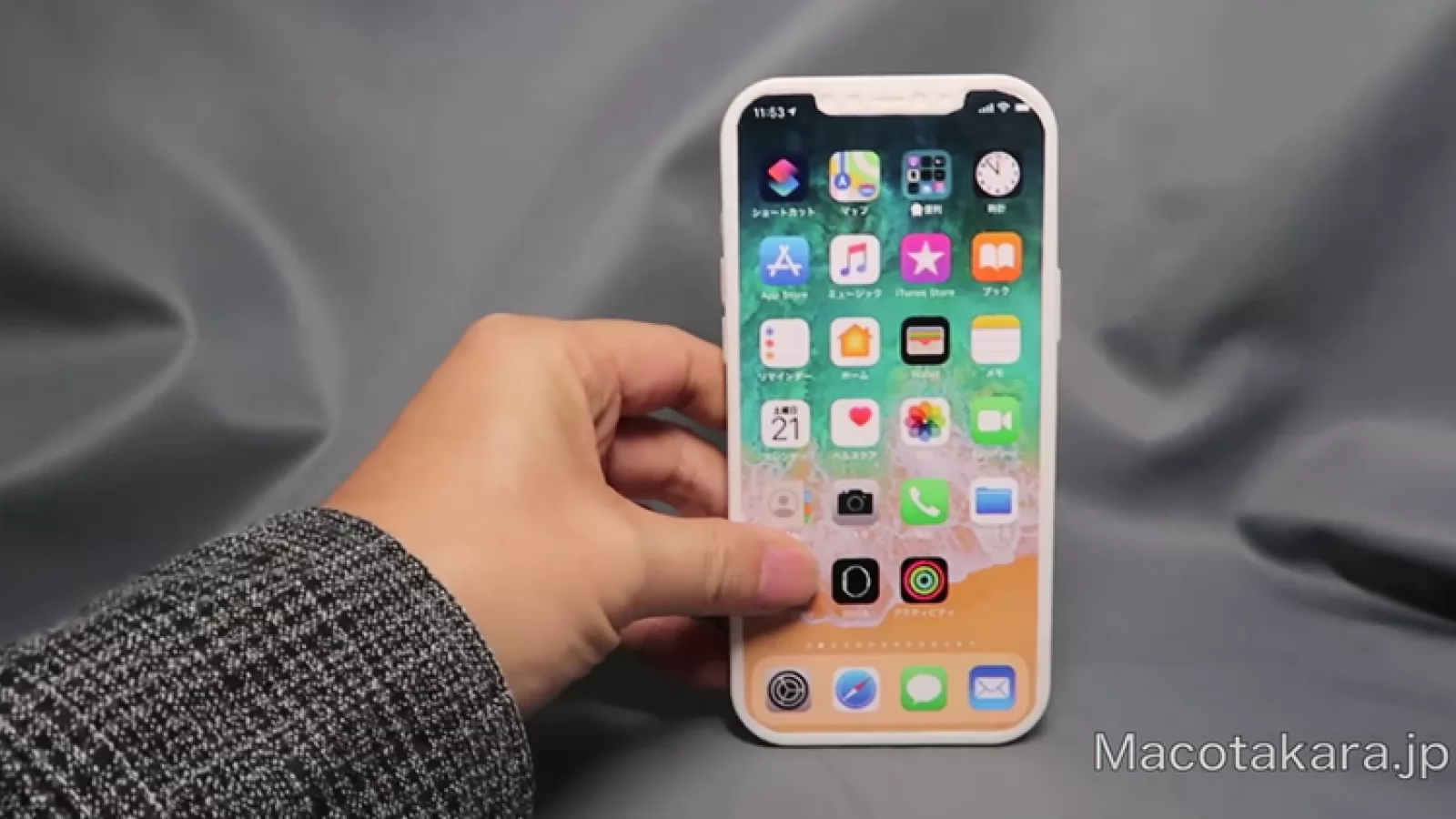 Macheta lui iPhone 12 Pro Max este deja aici și confirmă abordarea "pătrățoasă" a la iPhone 4