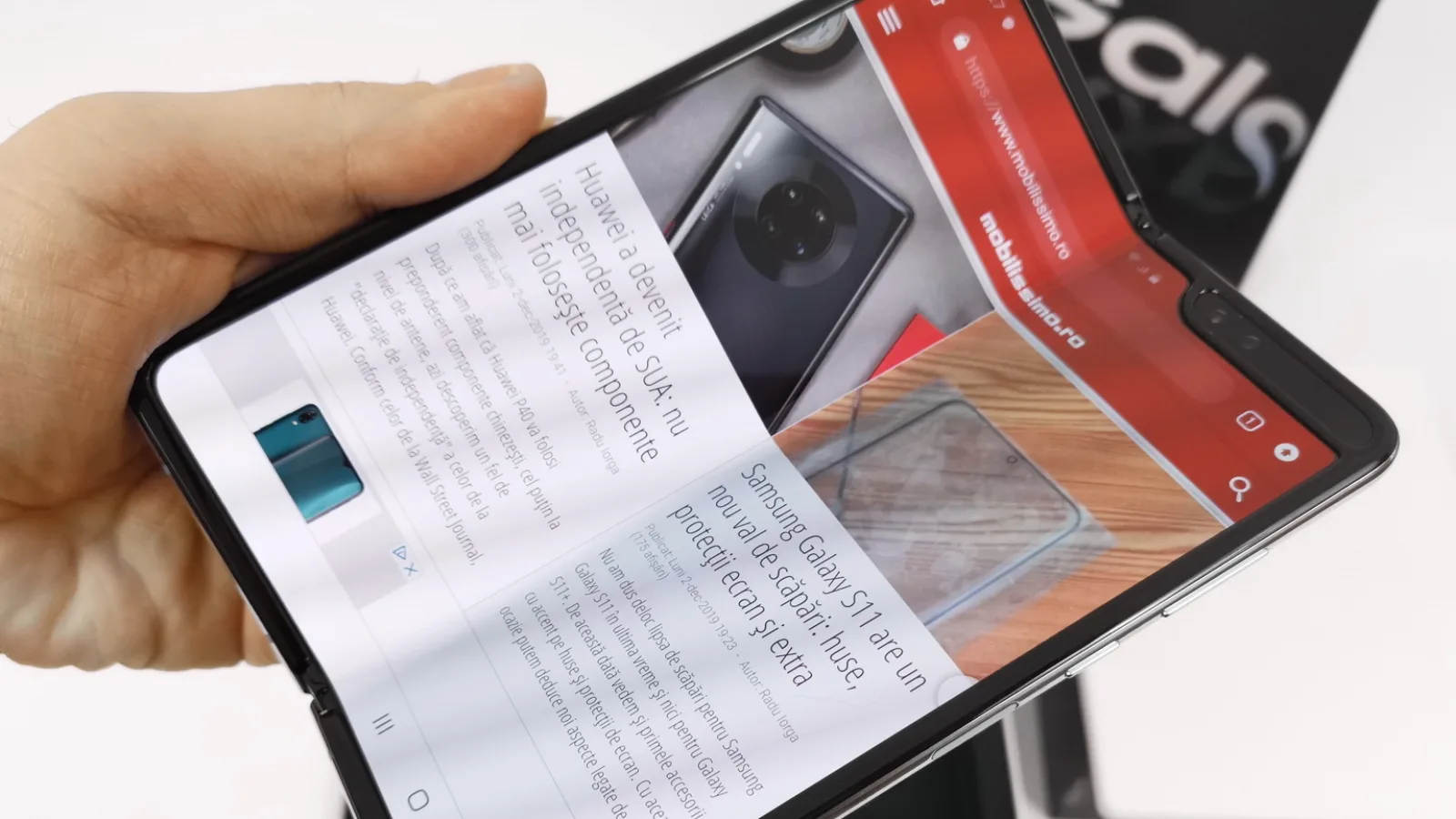 Samsung Galaxy Fold: Design riscant, dar surprinzător de satisfăcător la utilizare