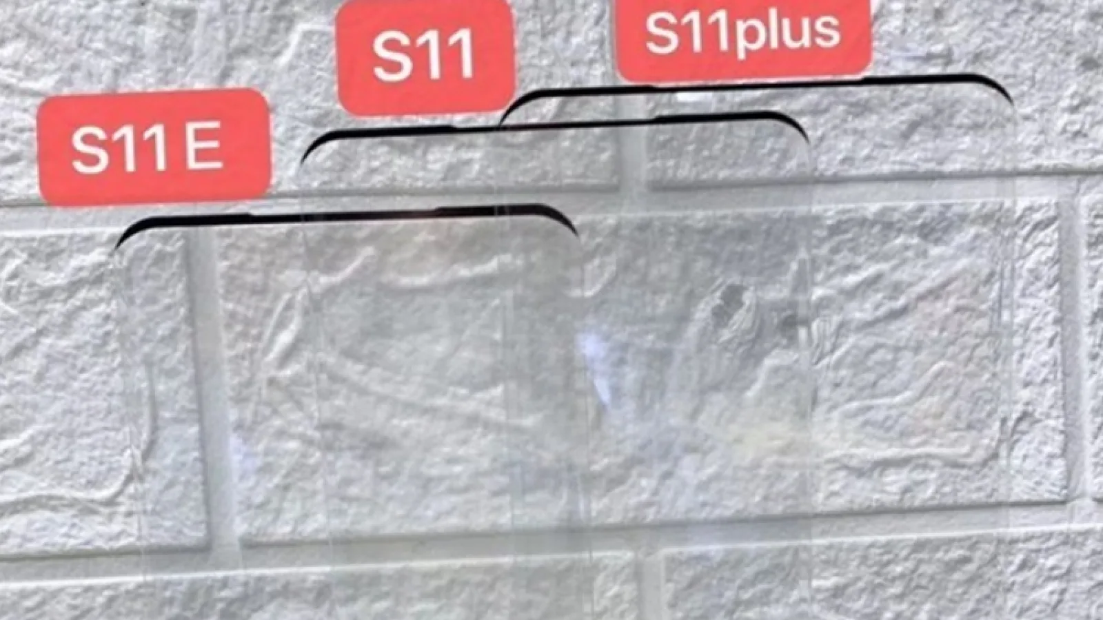 Cele 3 variante de Galaxy S11 au protecțiile de ecran comparate și diferențele la diagonală nu sunt atât de mari