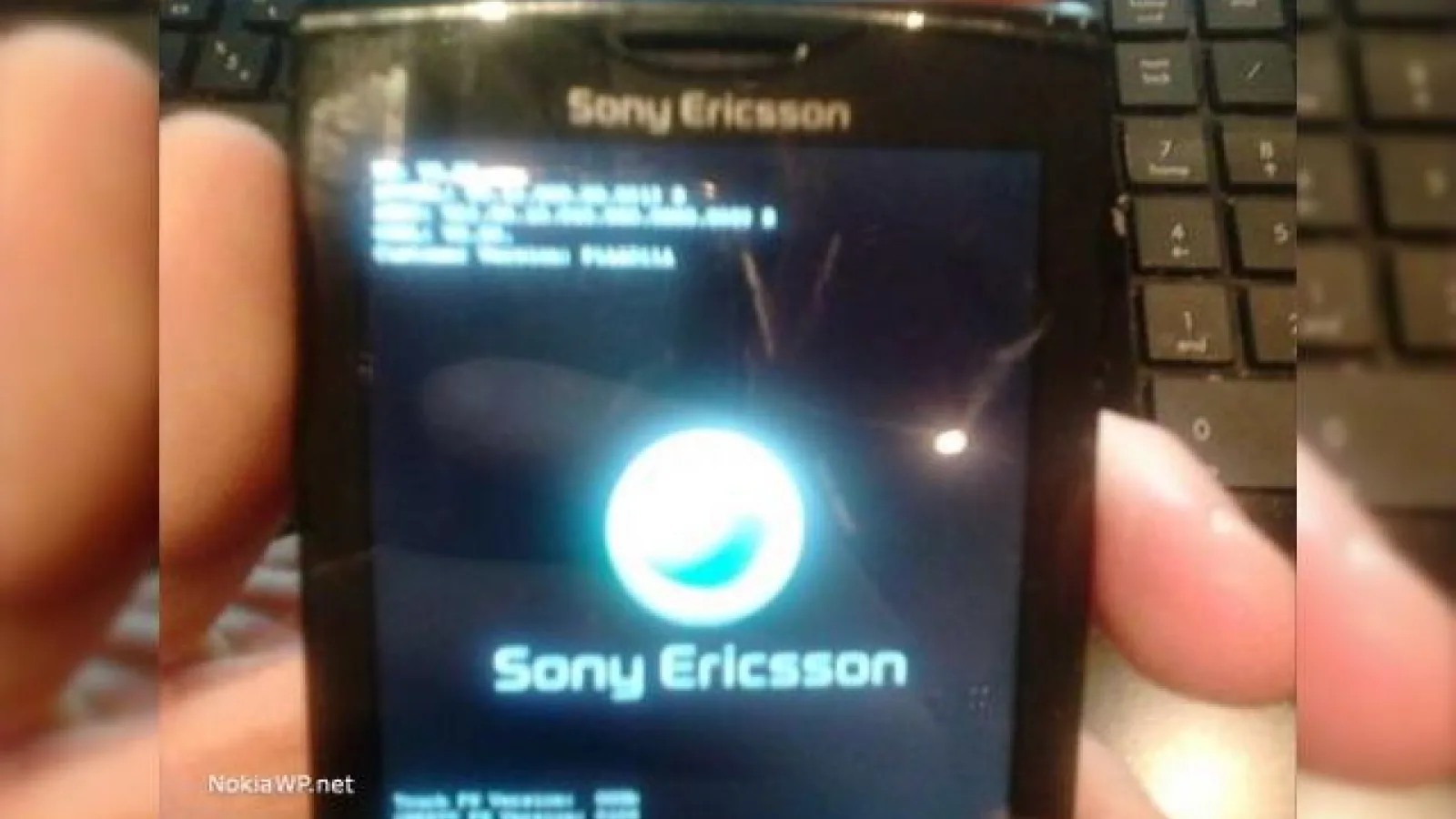 Telefon Sony Ericsson cu Windows Phone la bord, acum sub formă de prototip - iată imagini