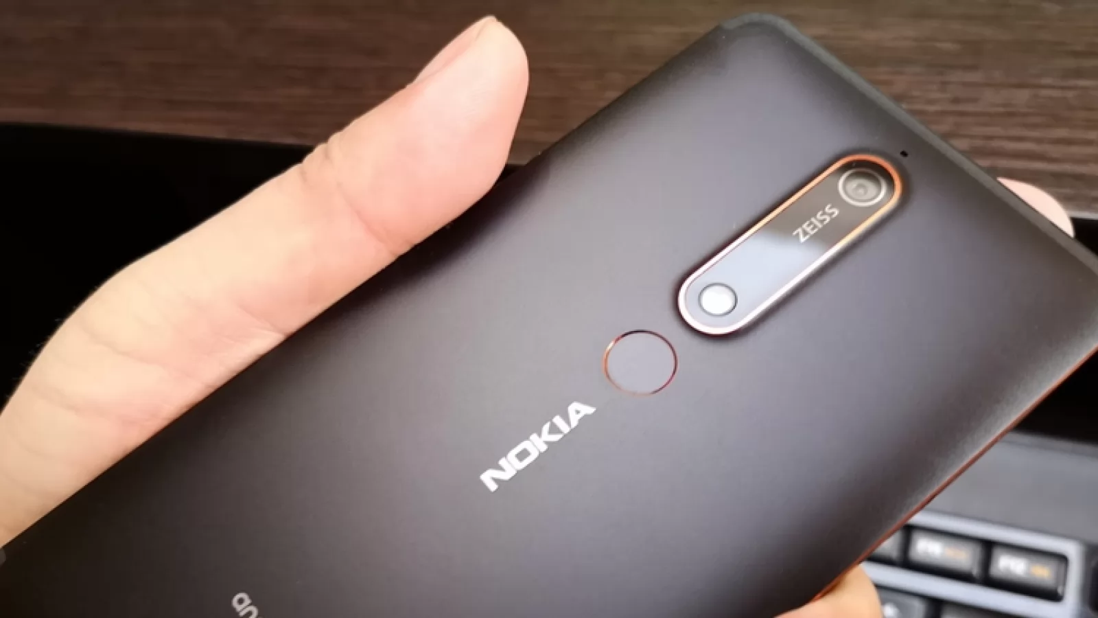 Nokia 6.1 primește al doilea update software major la fix 2 ani de la debut; Android 10 se distribuie acum