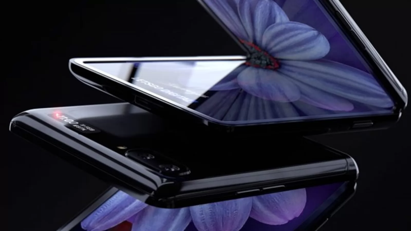 Samsung Galaxy Z Flip va avea ecran de 6.7 inch și cameră foto principală de 12 mpx