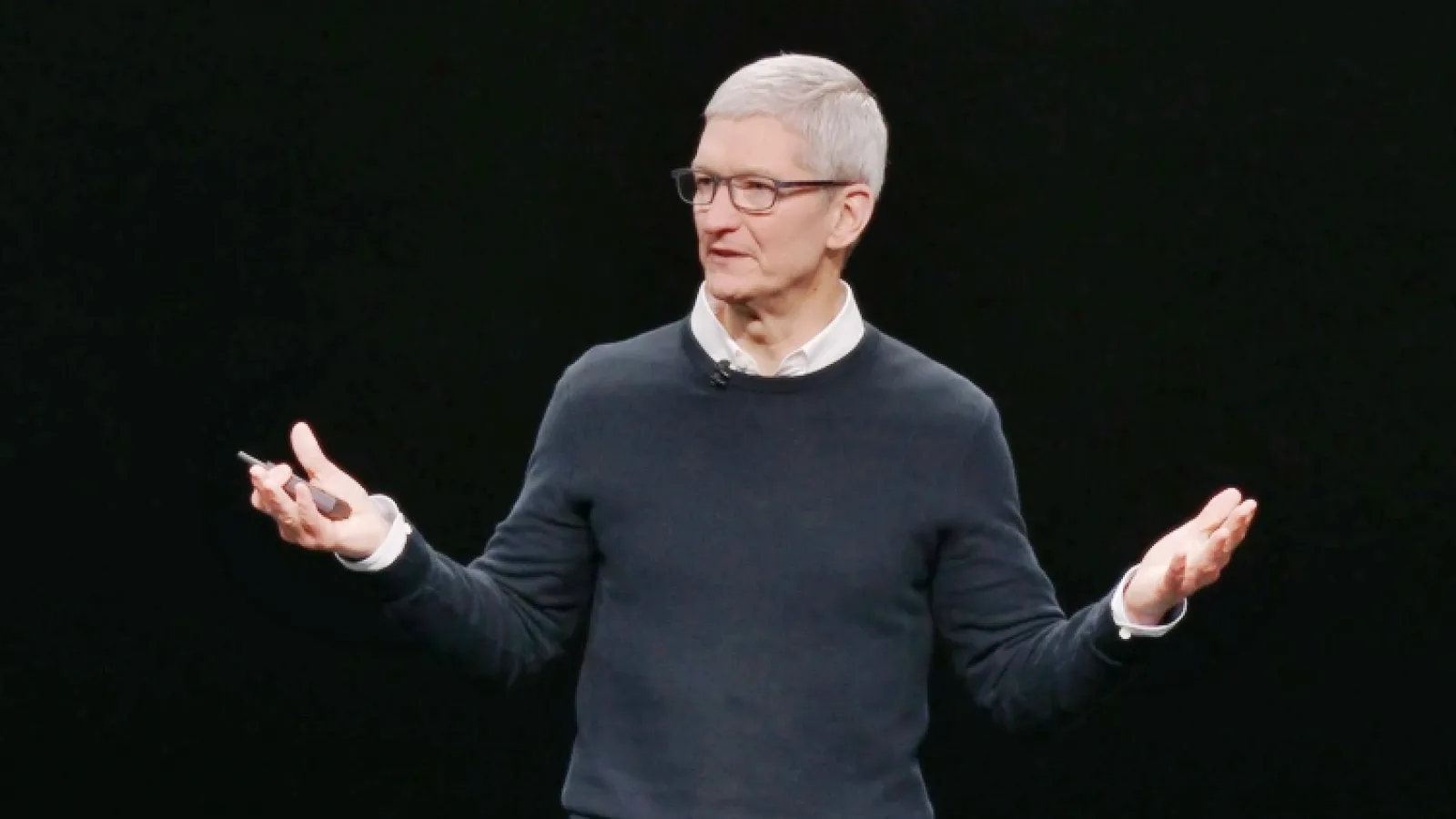 Apple ar fi luat în calcul criptarea backup-ului din iCloud, dar investigaţiile FBI i-au pus beţe în roate
