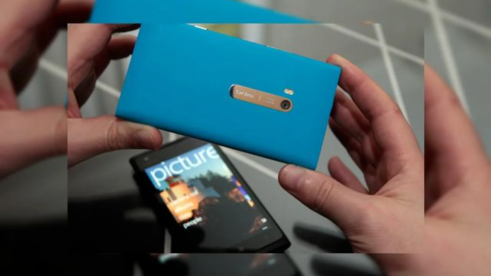 Nokia Lumia 910 vine În mai, cu cameră de 12 megapixeli... afirmă Eldar Murtazin
