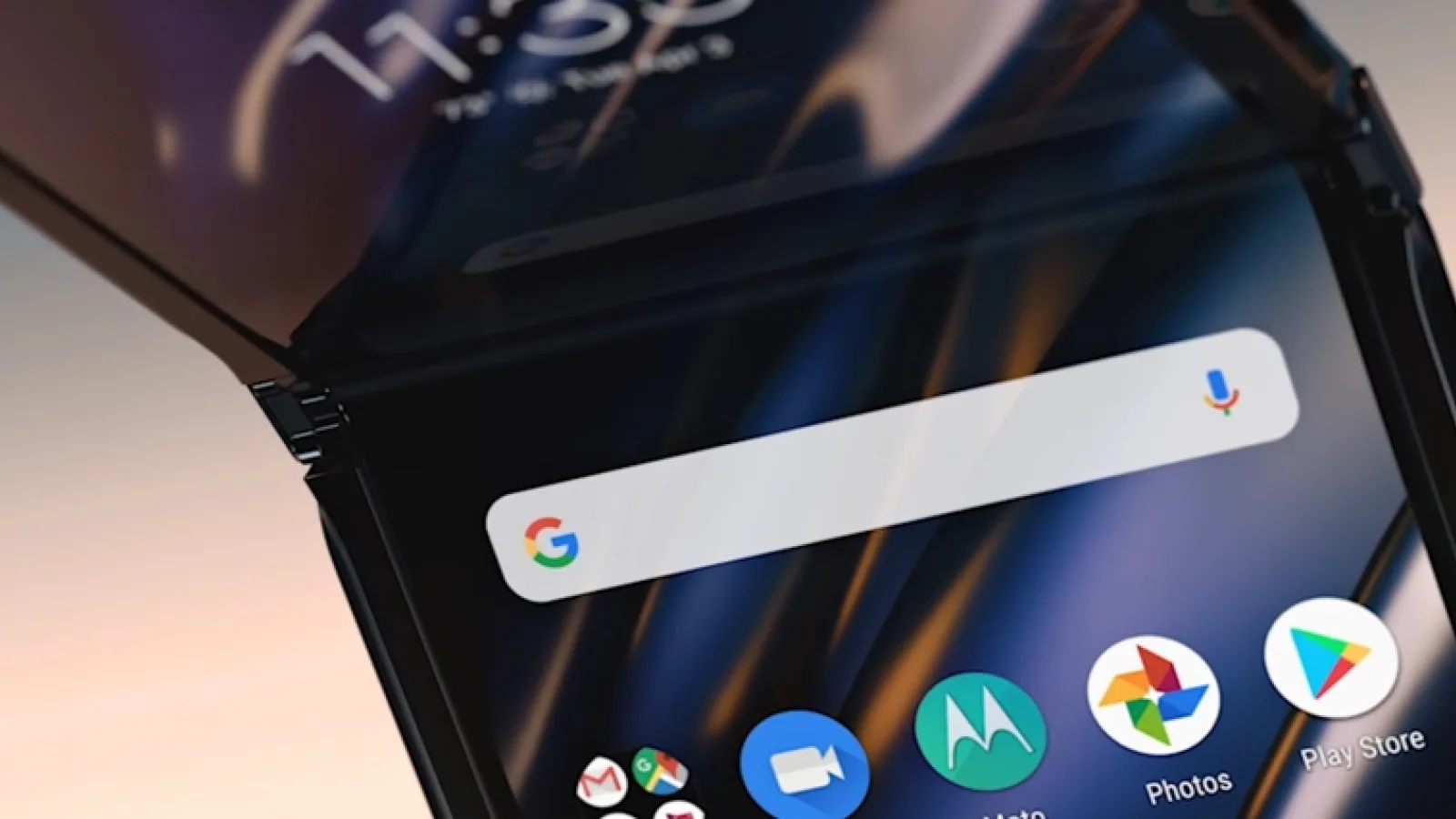 Motorola oferă un tutorial/set de recomandări pentru utilizarea pliabilului Moto RAZR 2019