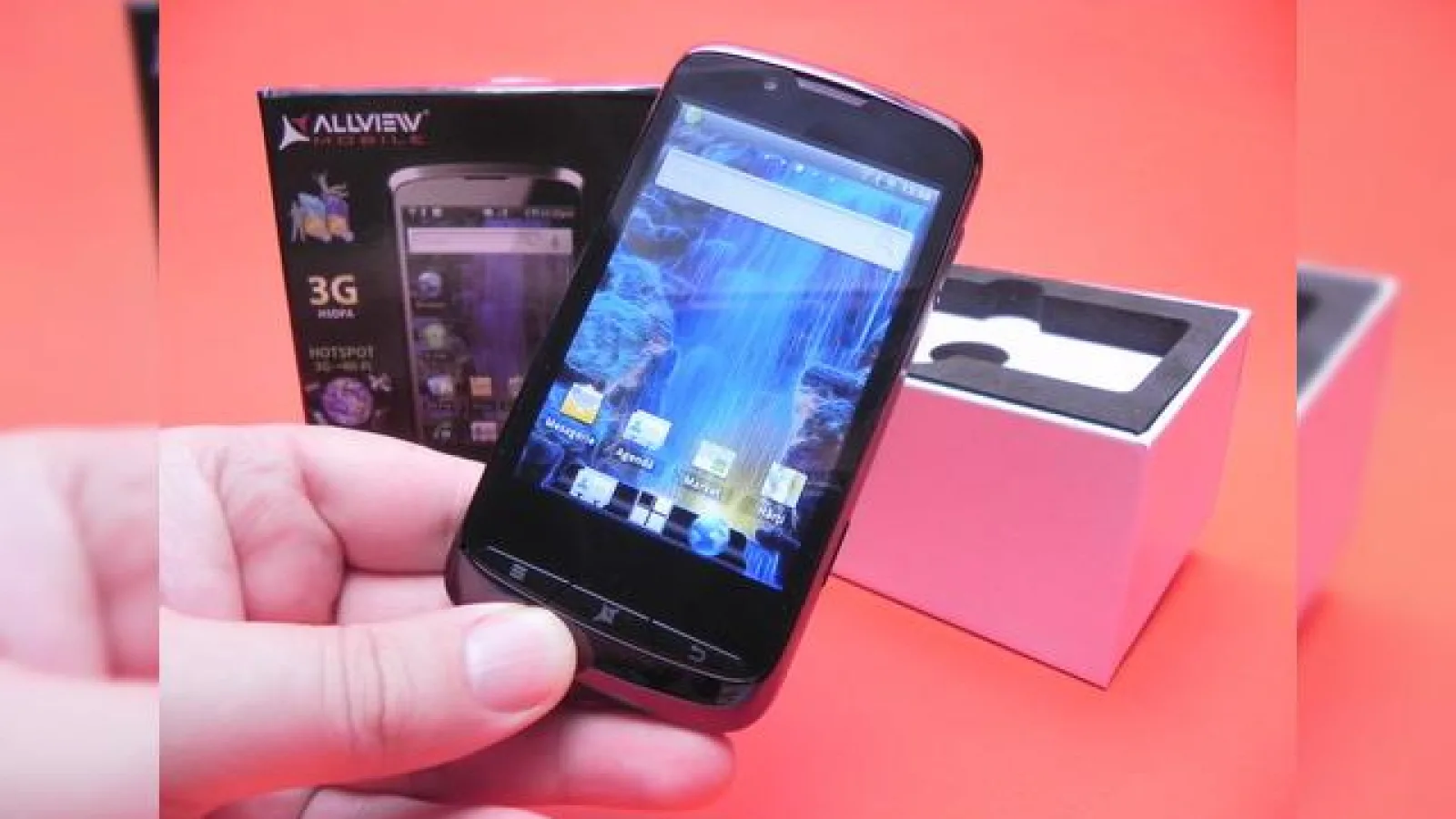 Allview P2 Alldro scos din cutie la Mobilissimo.ro - telefon Android 2.3 dual SIM cu preț accesibil (Video)