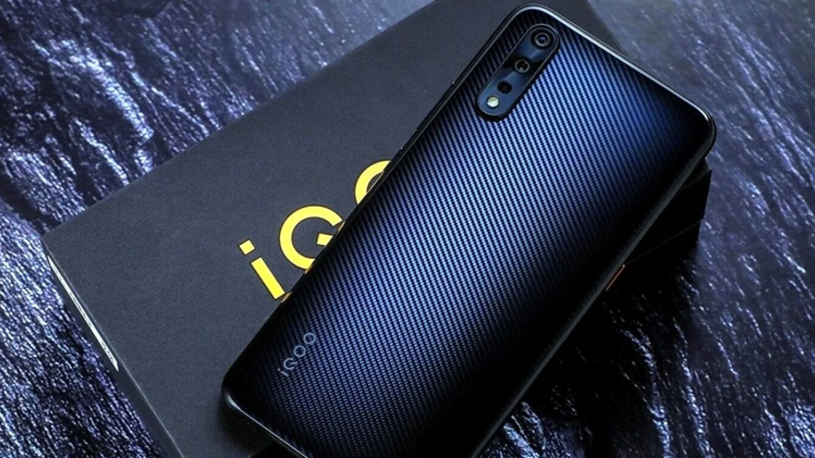 Vivo iQOO Neo 855 Racing își păstrează poziția de lider în clasamentul AnTuTu din ianuarie 2020