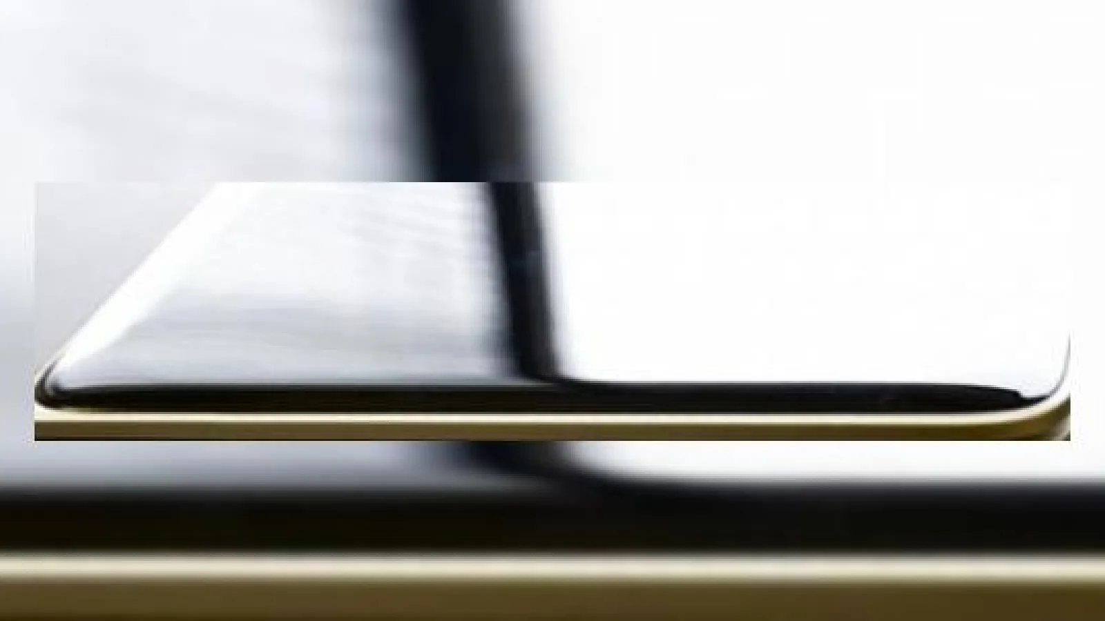 Nokia Champagne apare din nou, de această dată pare a fi o tabletă... poate chiar un netbook?