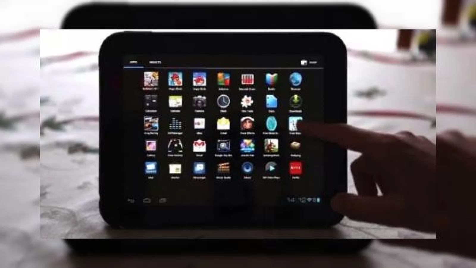 HP recunoaște buba: a livrat tablete TouchPad cu Android; Oferă acum codul sursă Android pentru TouchPad