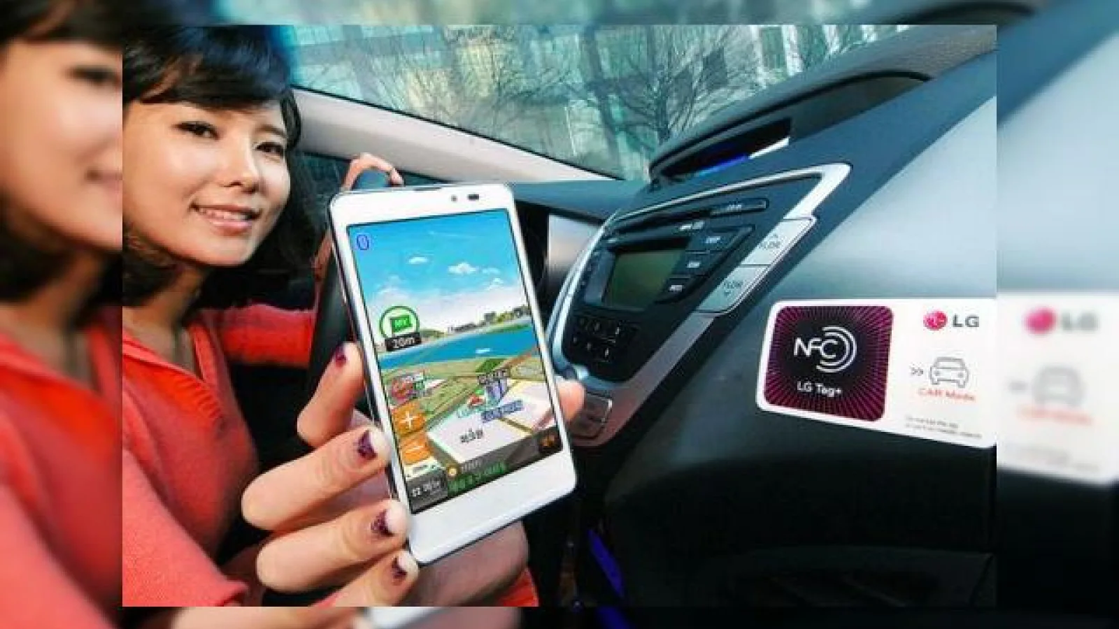 LG Optimus LTE Tag, cel mai nou smartphone al companiei asiatice, bazat pe abțibilduri NFC