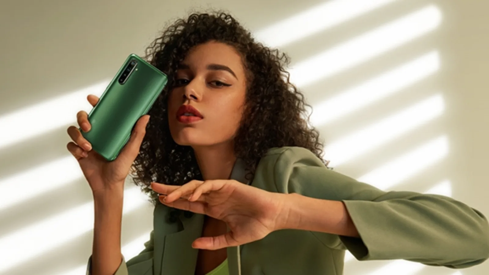 Realme X50 Pro 5G este aici și vine cu ecran 90Hz, CPU Snapdragon 865, încărcare rapidă la 65W