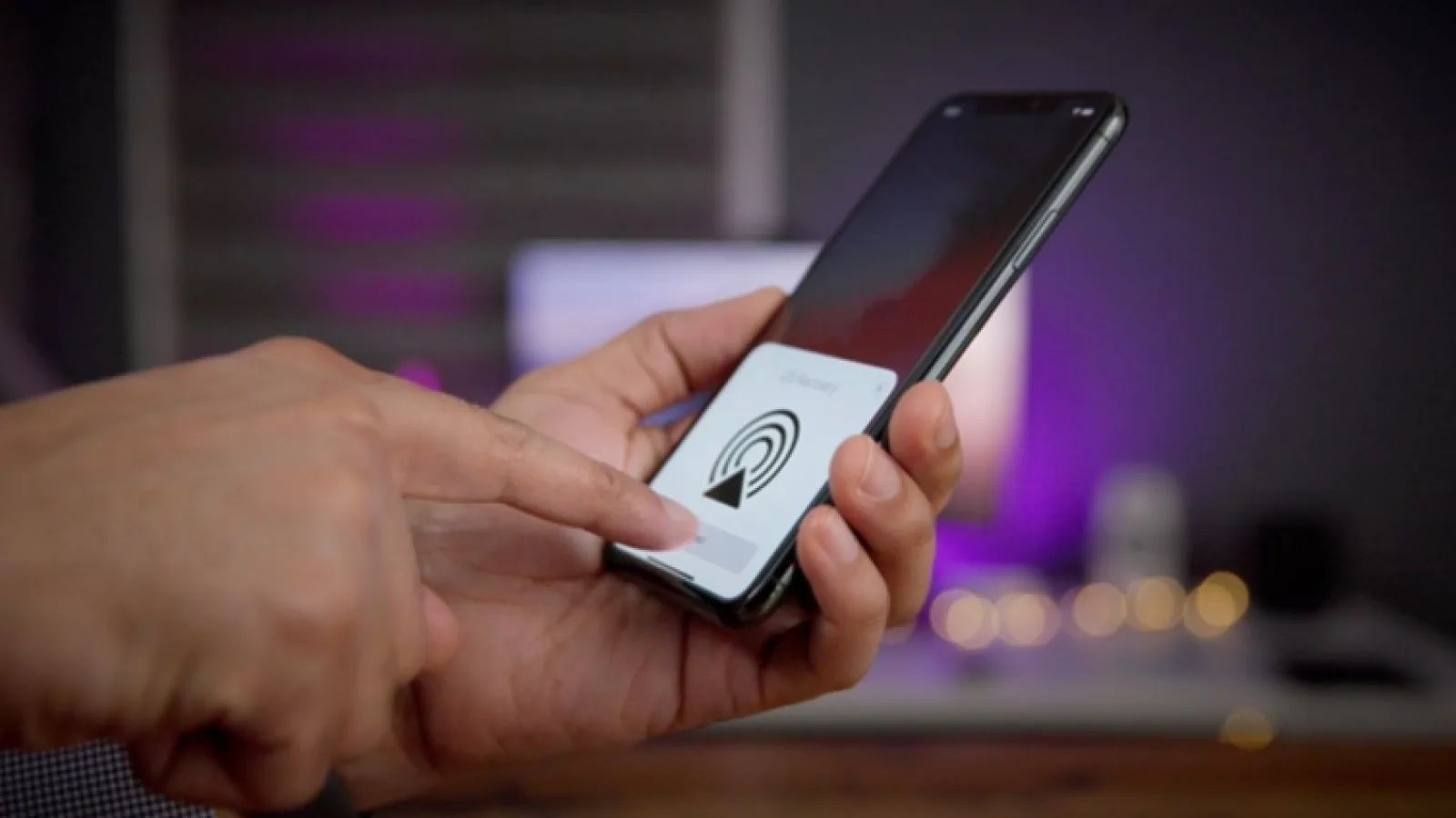 Apple testează o funcţie numită OS Recovery, care îţi permite să îţi recuperezi ultima variantă de iOS instalată fără PC sau Mac