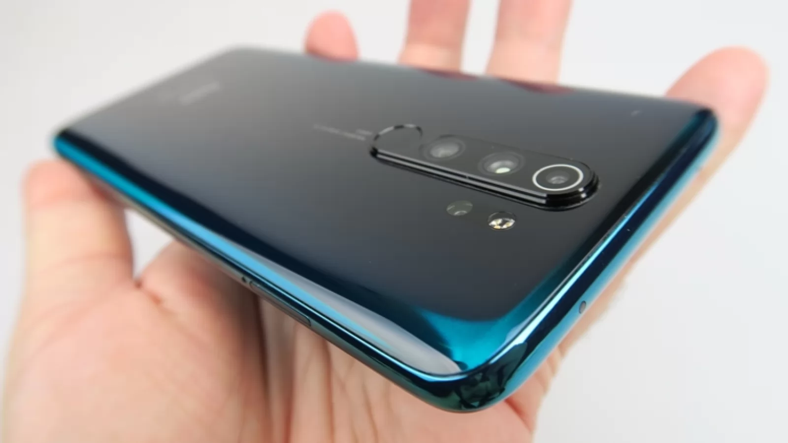 Redmi a avut 2 telefoane incluse în "Top 10 cele mai vândute smartphone-uri la nivel global, în trimestrul 4 din 2019"; Iată despre ce modele este vorba