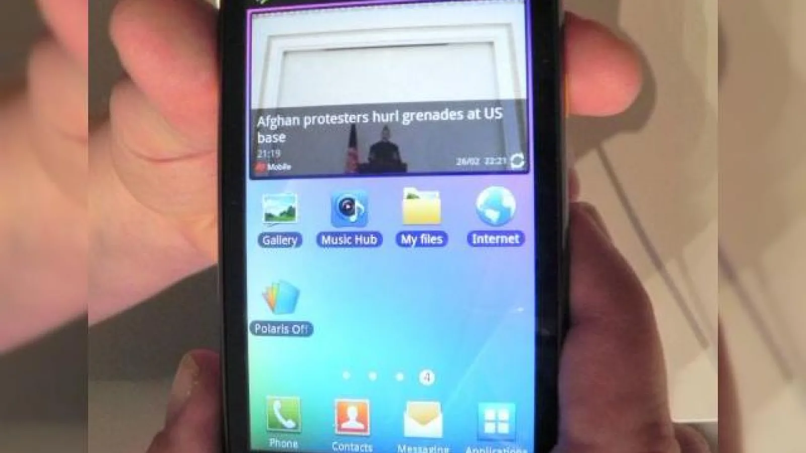 MWC 2012: Samsung Galaxy Beam Într-un preview hands-on - iată telefonul cu proiector din Barcelona (Video)