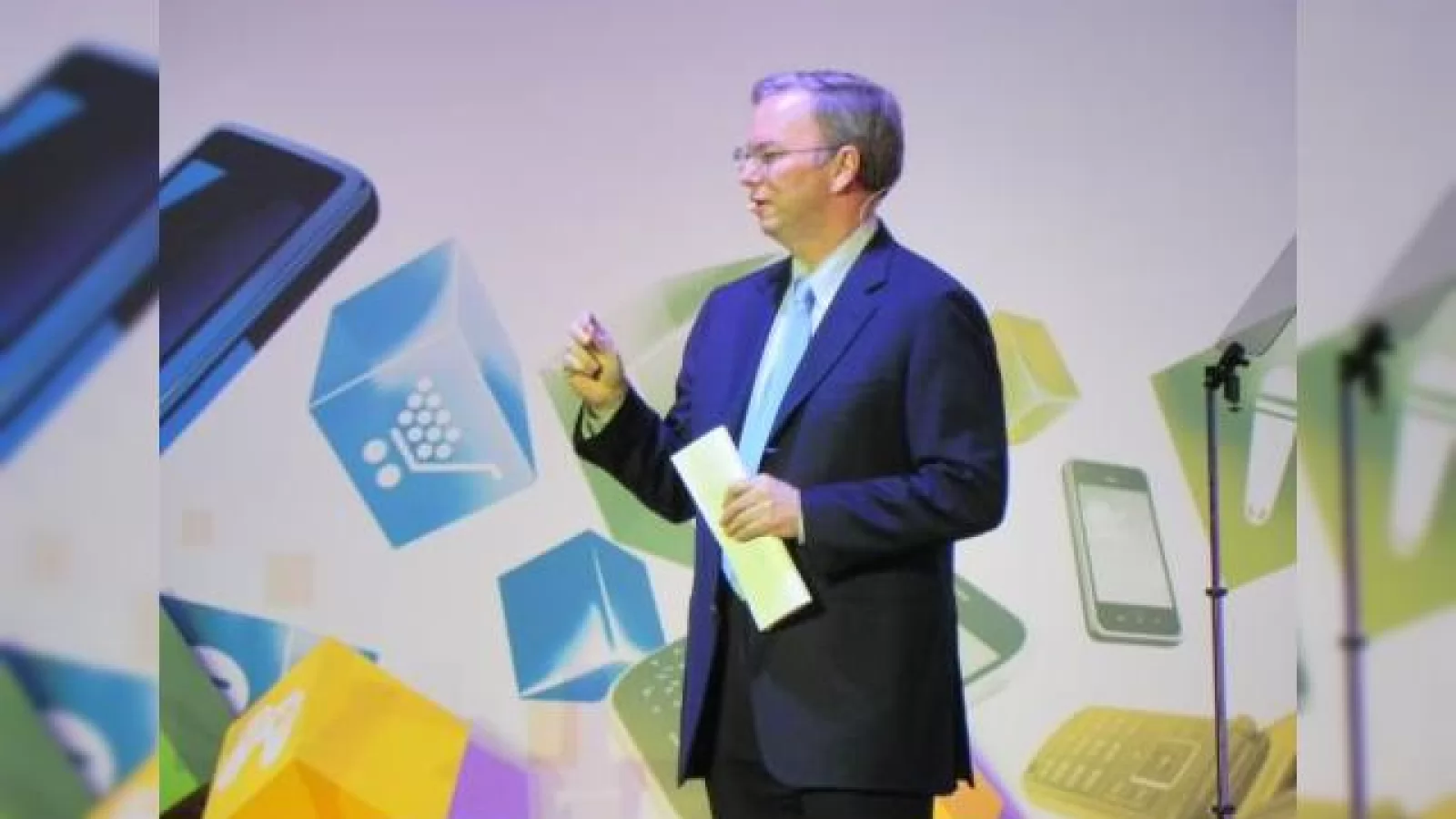 MWC 2012: Eric Schmidt declară că va fi un Android În fiecare buzunar