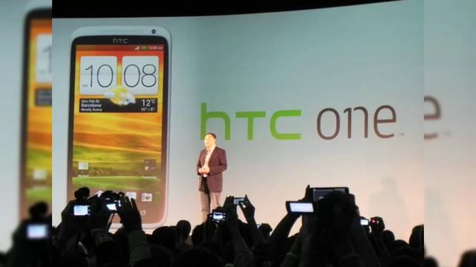 MWC 2012: Conferința completă HTC de la Mobile World Congress - debutul seriei HTC One și condiții ideale de live blogging (Video)