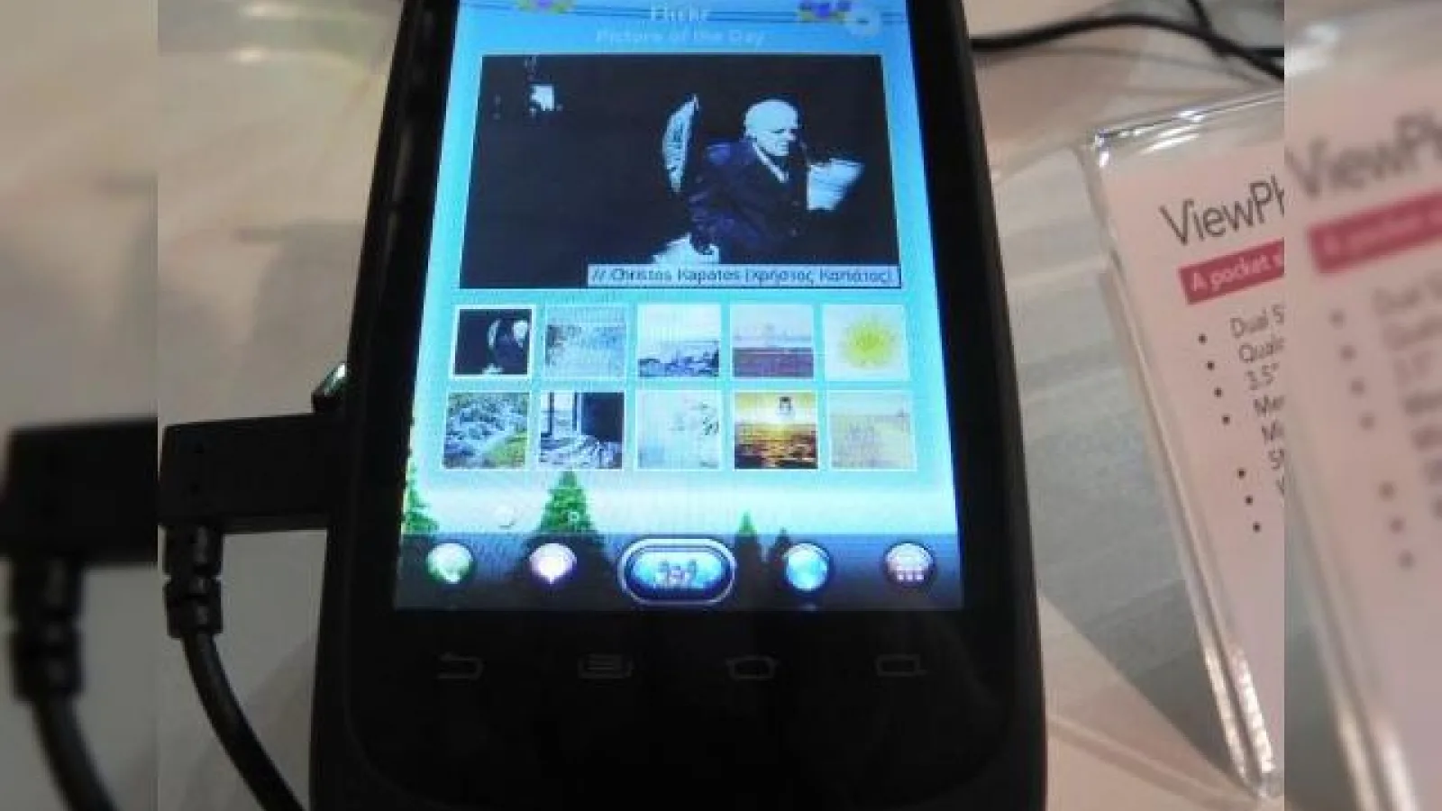 MWC 2012: ViewSonic ViewPhone 3 hands on - telefon entry level dual SIM cu dotări modeste (Video)