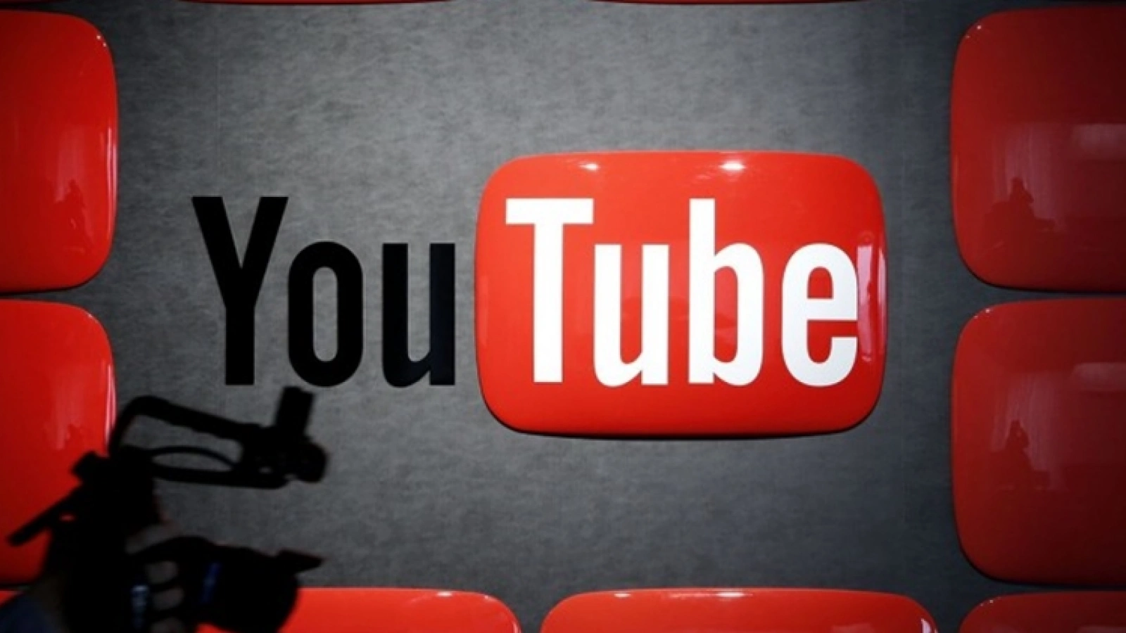 YouTube aplică la nivel global măsura prin care clipurile video vor fi redate la rezoluție SD în mod default