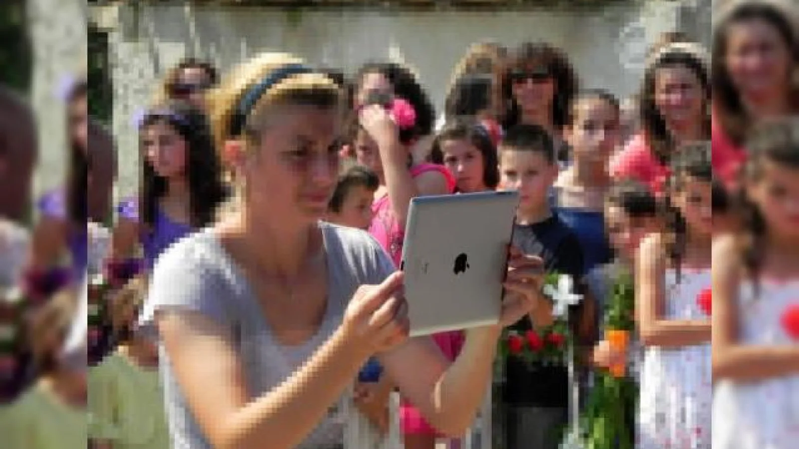 Cum filmează Noul iPad? (video)