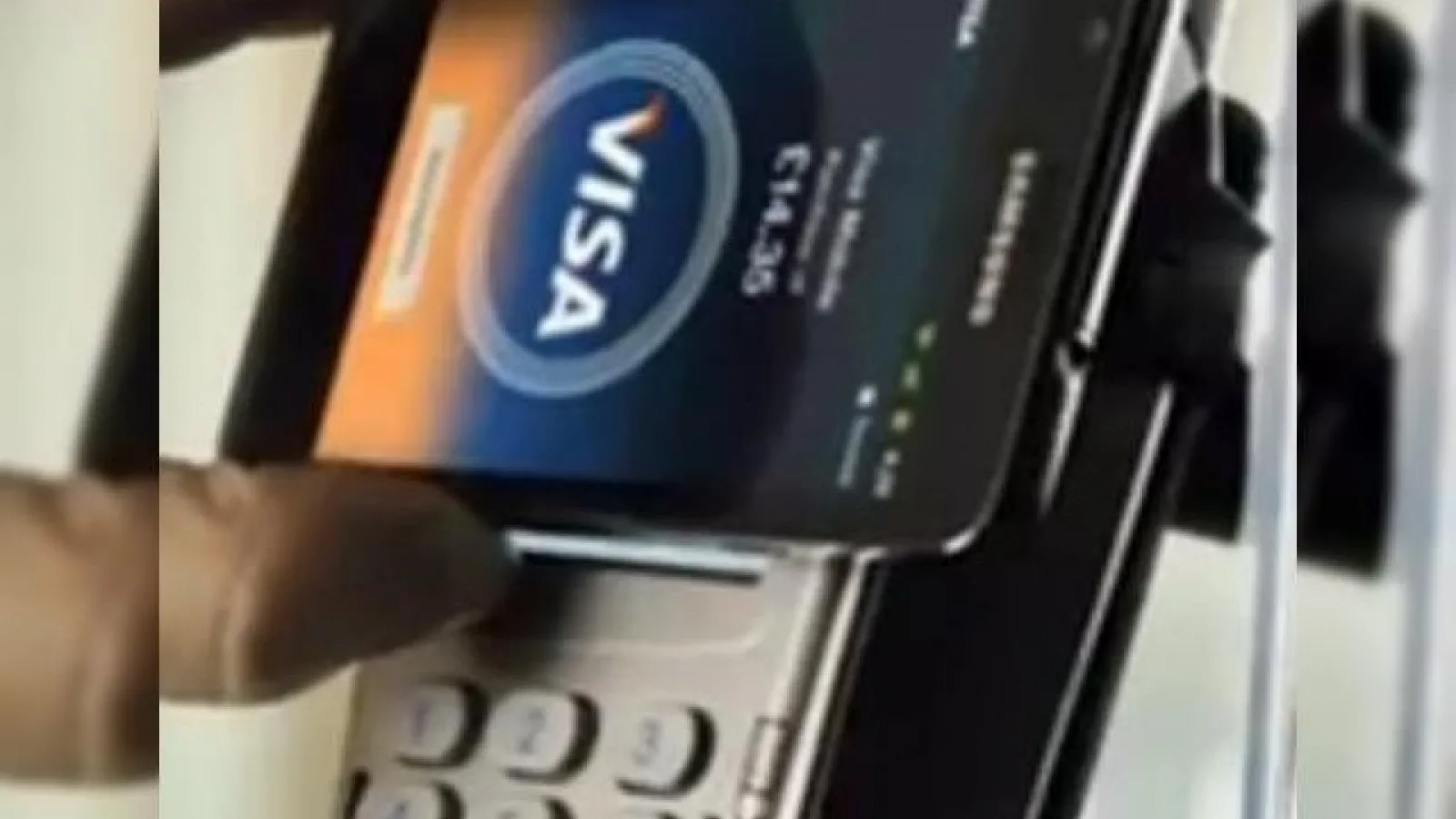 Samsung Galaxy S III prezent Într-o reclamă la servicii Visa?