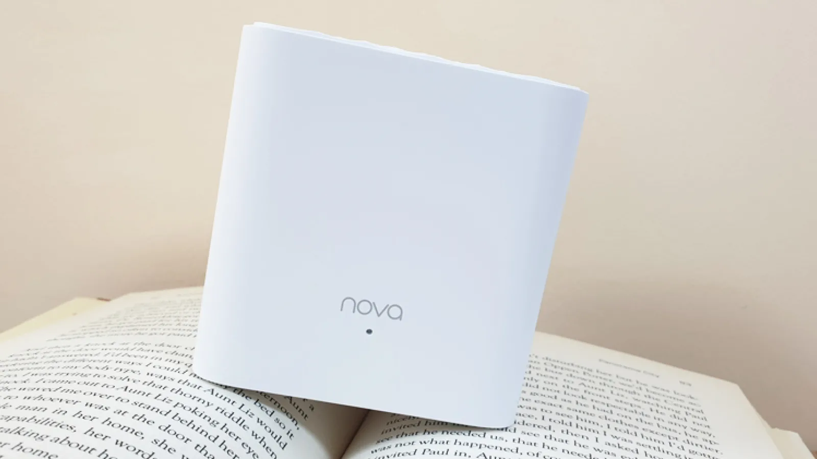Prezentare TENDA NOVA MW3 AC1200 (1-pack): Routerul mesh dual-band căruia îi poți adăuga noi noduri pentru extinderea acoperirii
