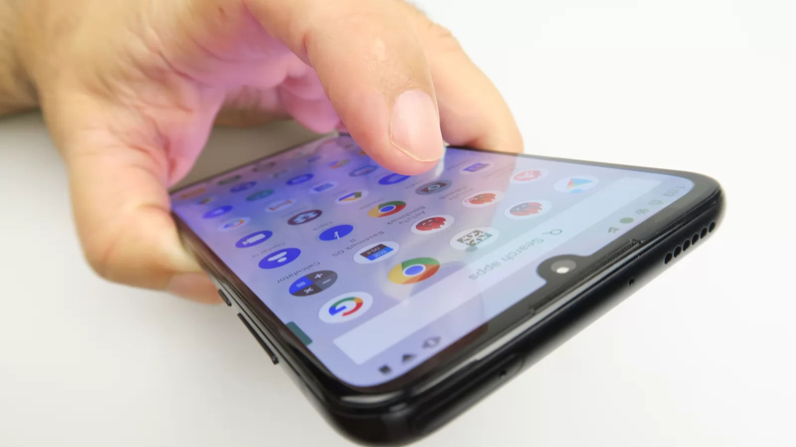 Motorola One Zoom: Benchmark-uri între Galaxy A51 şi A70/A71