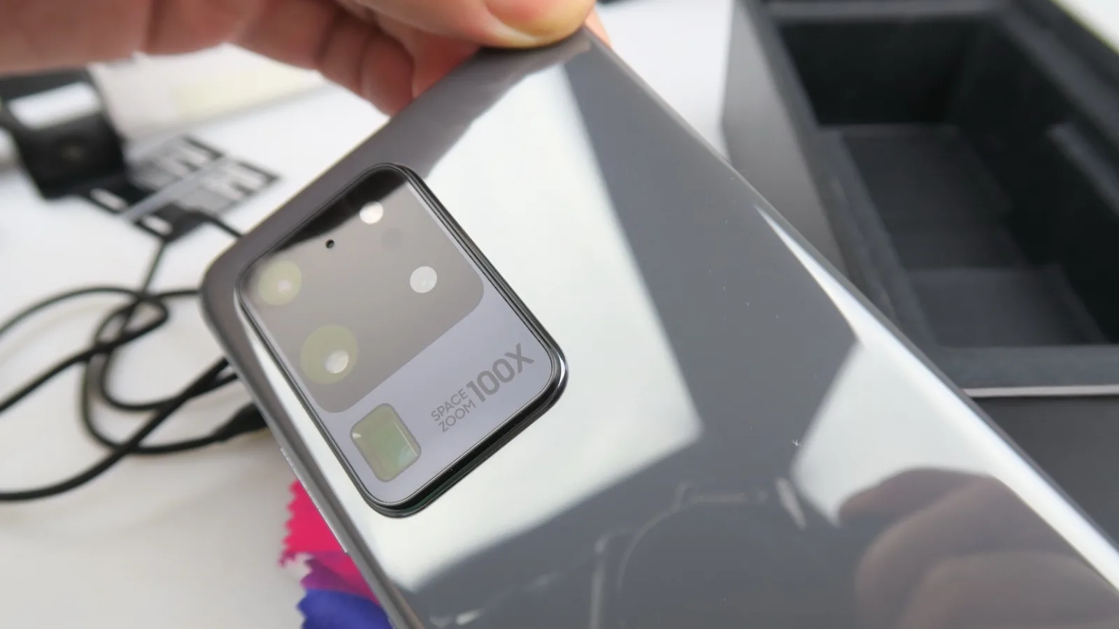 Samsung Galaxy S20 Ultra primeşte abia acum testul DxOMark, este pe locul 6 în top 10; Captura low light nu impresionează