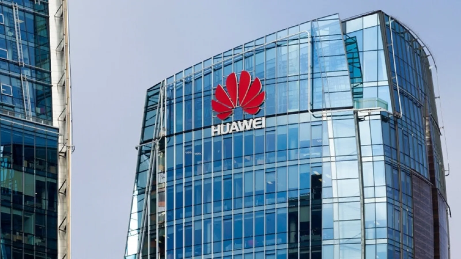 Creşterea Huawei pe plan global a încetinit semnificativ în trimestrul întâi din cauza pandemiei şi a interdicțiilor SUA