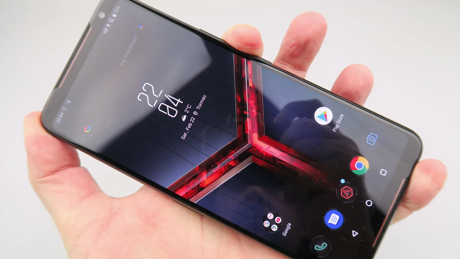 ASUS ROG Phone II: Display perfect pentru gaming, luminos şi cu latenţă scăzută la input