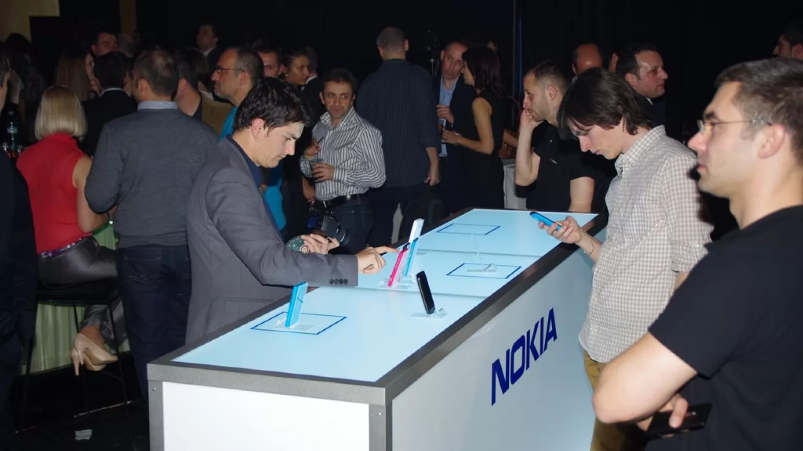 ABI Research: Windows Phone abia ce-și va aconta 2% din aplicațiile descărcate world wide În 2012