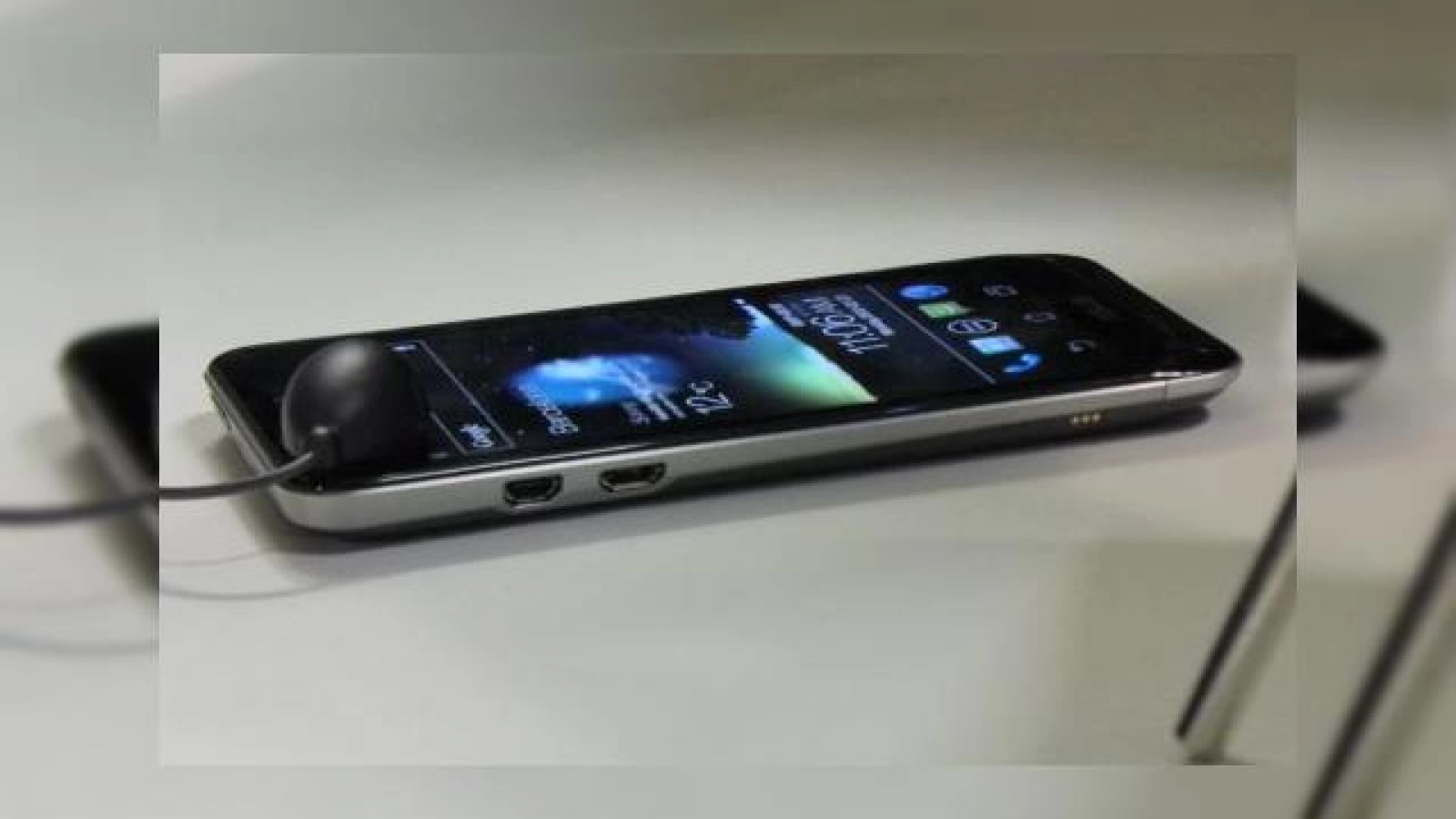 Avem prețuri pentru ASUS PadFone, Pad 300 și Transformer Pad Infinity!