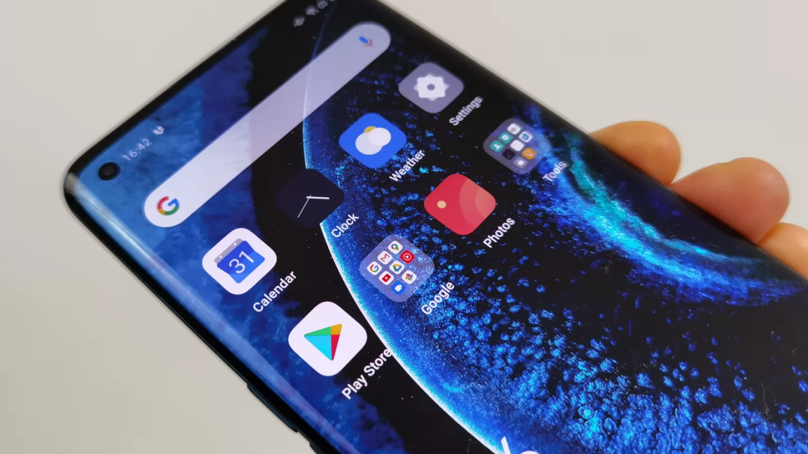 Oppo Find X2: Design inspirat de nume mari, premium şi comod