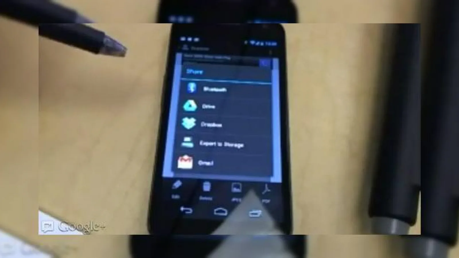 Un review de aplicație Android arată opțiunea Share to Google Drive (Video)