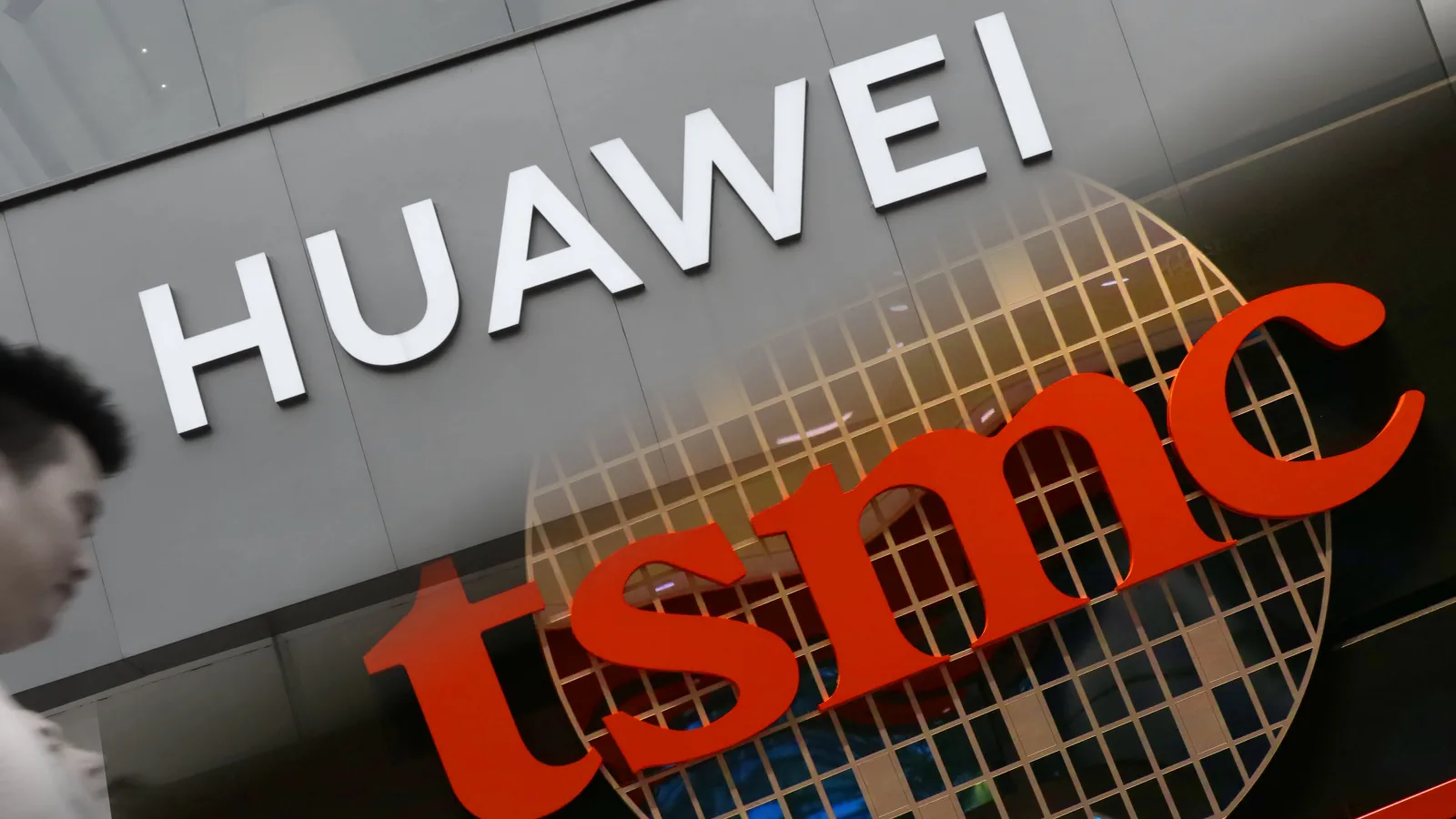 TSMC nu mai acceptă comenzi noi de la Huawei după interdicţia SUA