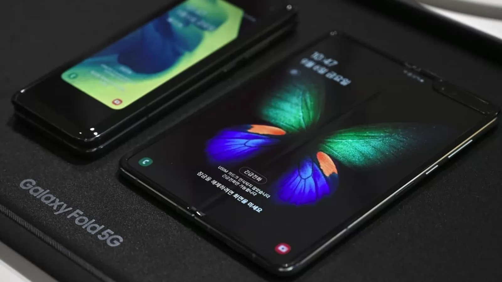 Samsung Galaxy Fold 2 ar putea fi rezistent la apă, conform unui nou brevet
