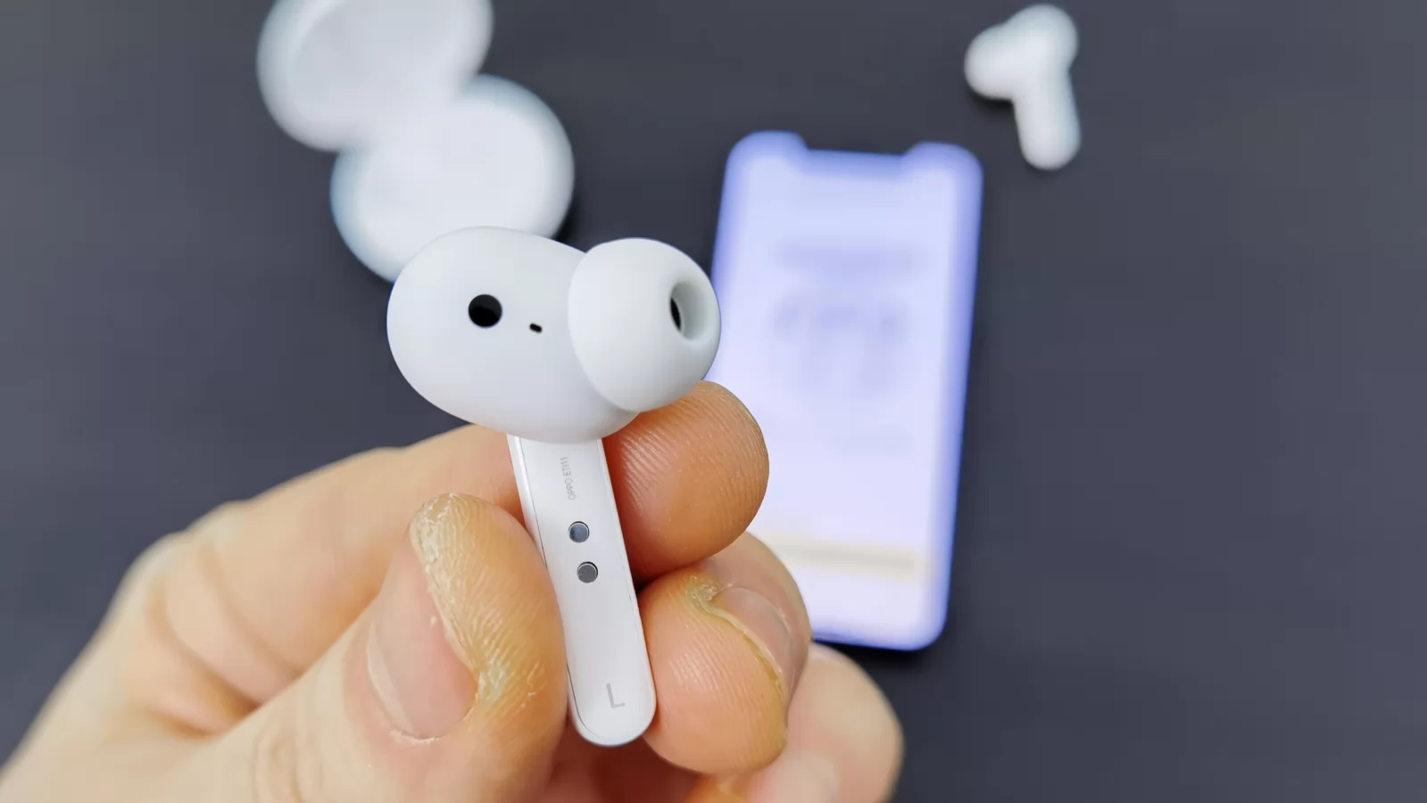 Prezentare căşti Oppo Enco W31: 3 tehnologii pentru apeluri fără cusur, bas peste aşteptări (Video)
