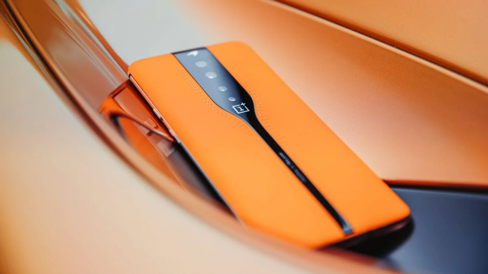 OnePlus şi McLaren au încetat parteneriatul; Iată motivul din spatele acestei "despărțiri"