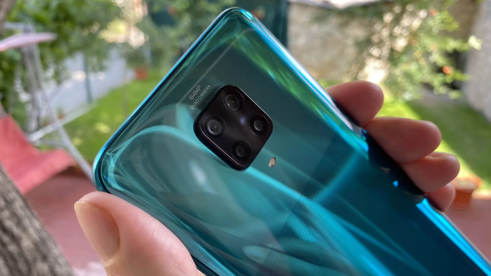 Mobicast #312: Dezbatere despre cenzura/moderarea lui Trump pe Twitter, reuşita SpaceX Dragon Crew + unboxinguri Redmi Note 9 Pro, Moto Edge şi Space Force