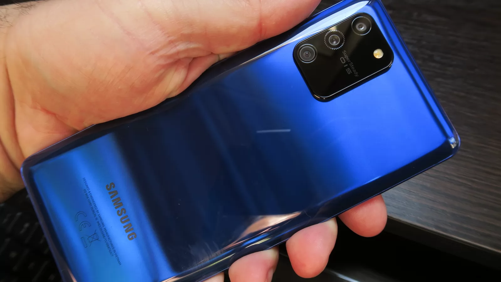 Samsung Galaxy S10 Lite: Camera care culege funcţii de la S10, S20, Note 10 şi le combină eficient