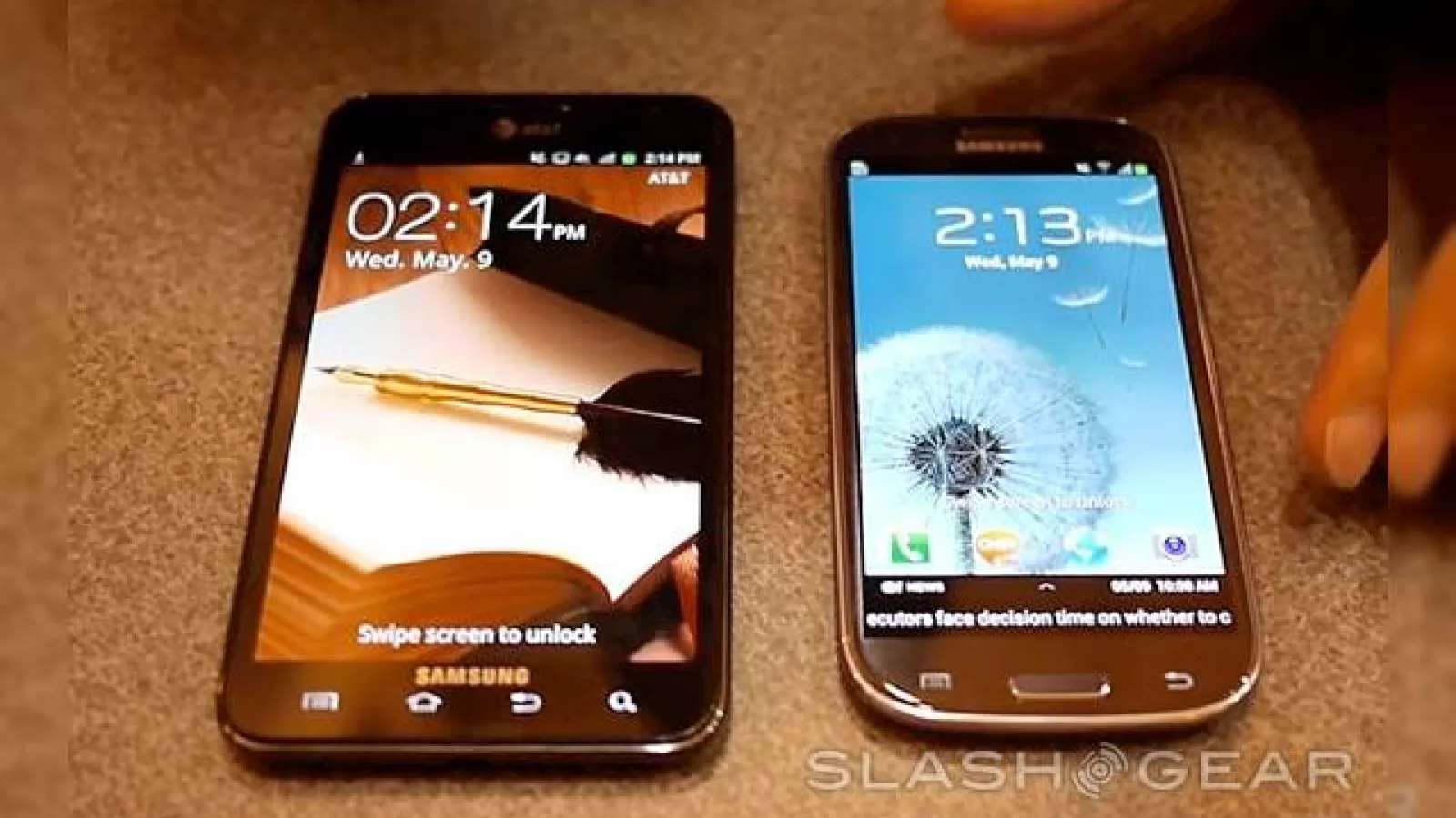 Samsung Galaxy S III versus Galaxy Note - vârfurile tehnologice de la Samsung in duel (Video)