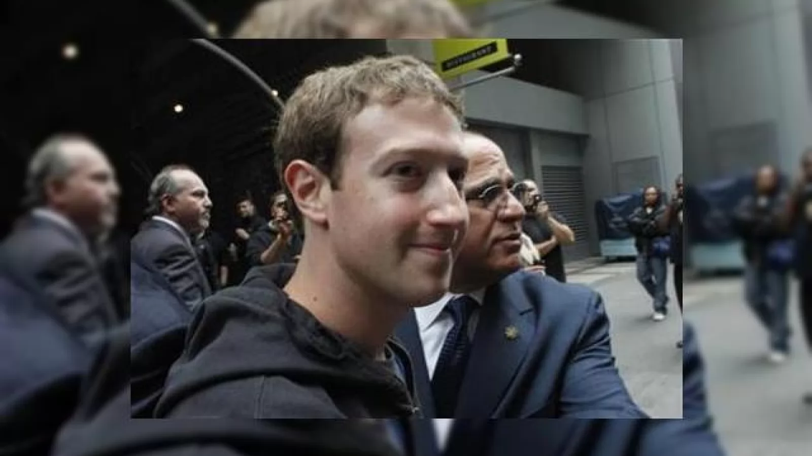 CEO-ul Facebook, Mark Zuckerberg afirma că serviciile mobile sunt prioritare pentru viitorul FB