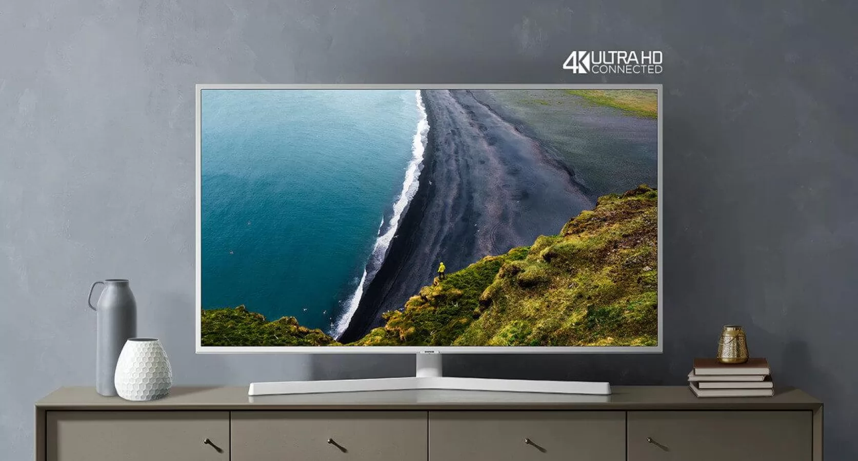 REDUCERI REALE ALTEX: azi avem Smart TV Samsung de 127 cm și un smartwatch de 999 lei
