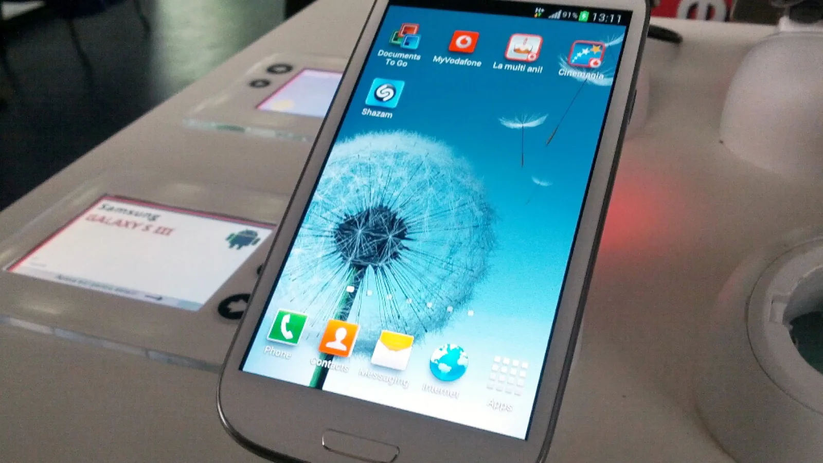 Care este cea mai bună ofertă pentru Samsung Galaxy S III? Analiză a prețurilor de la Vodafone, Orange, Cosmote și magazine online